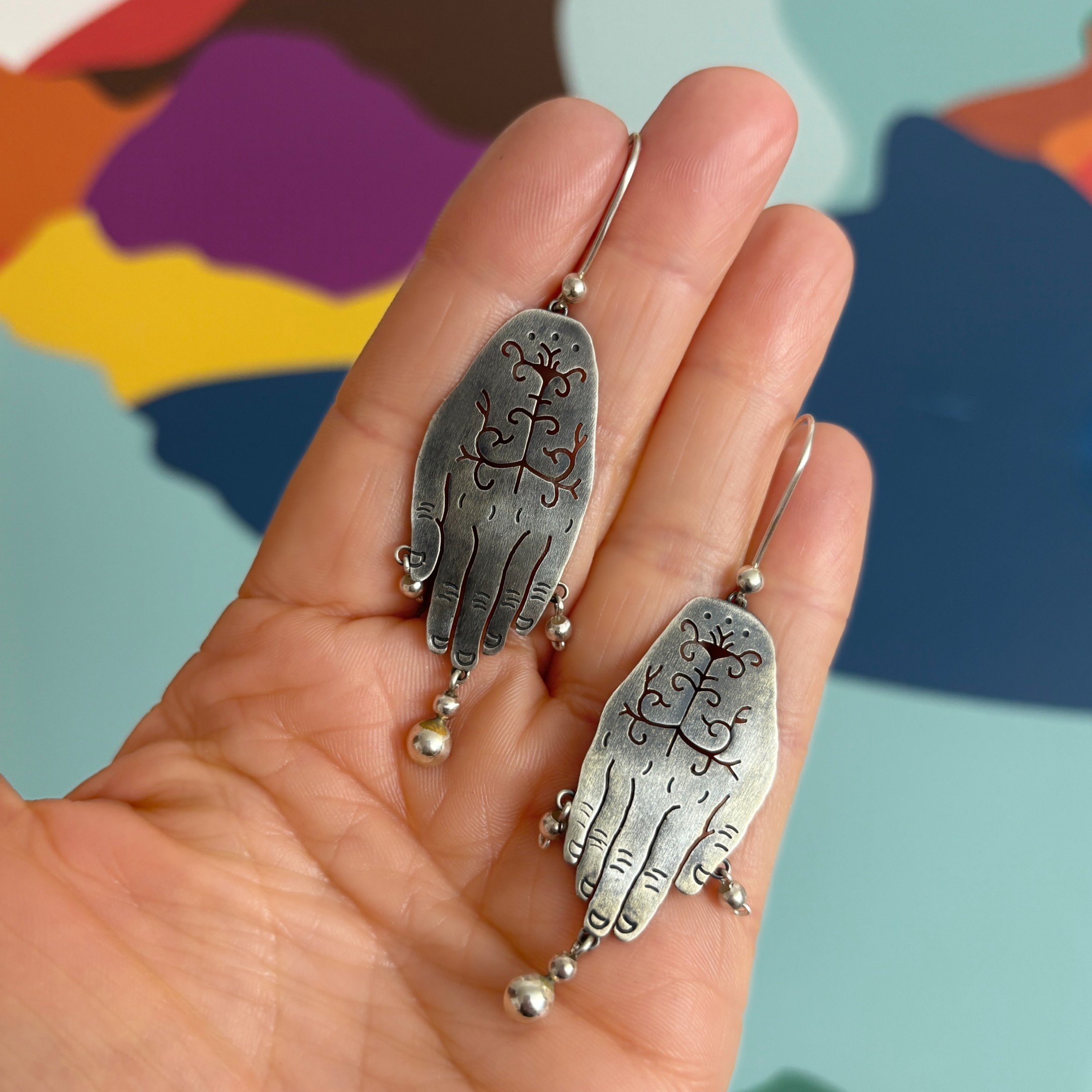 Hand Earrings by Maria Belen Nilson - Image 2