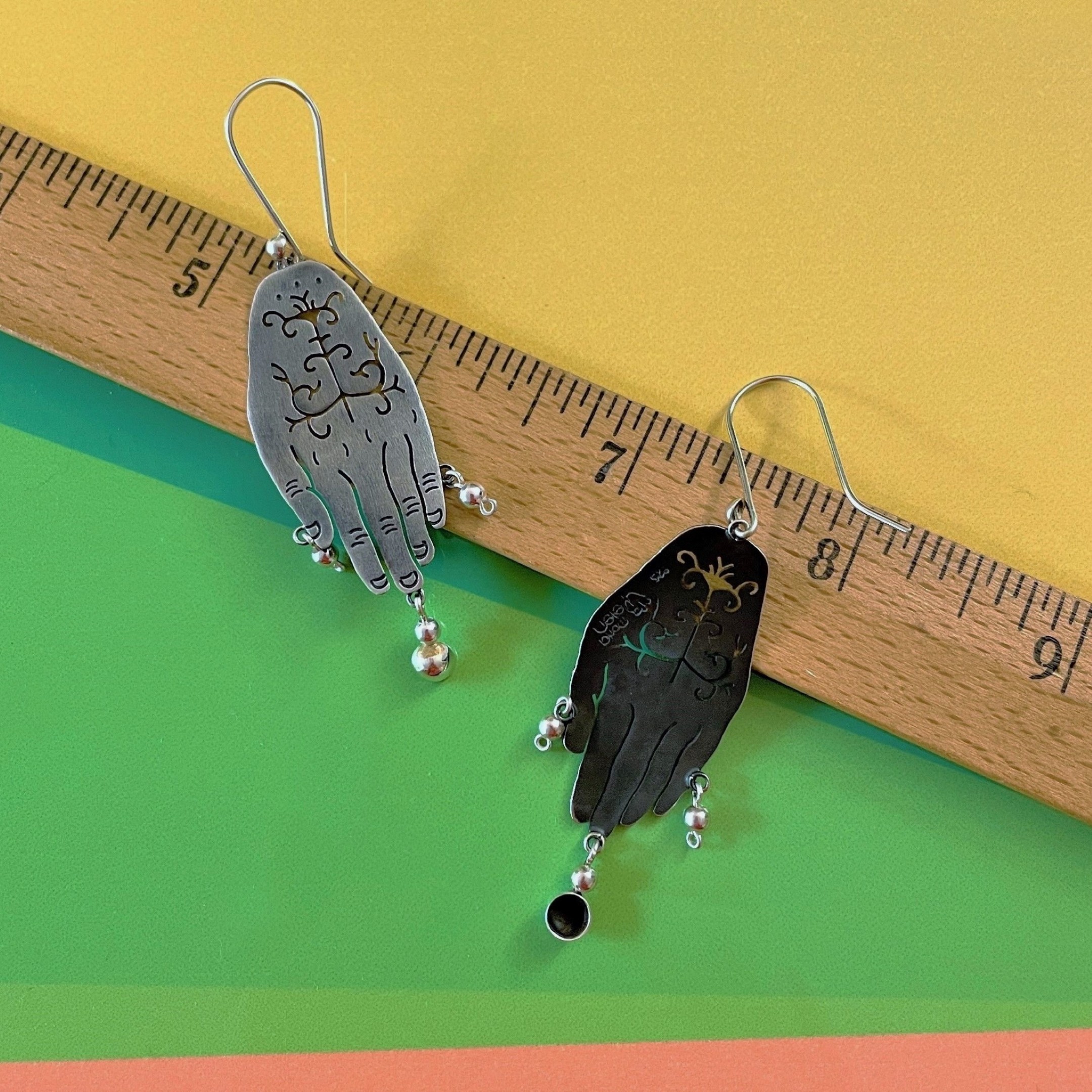 Hand Earrings by Maria Belen Nilson - Image 7